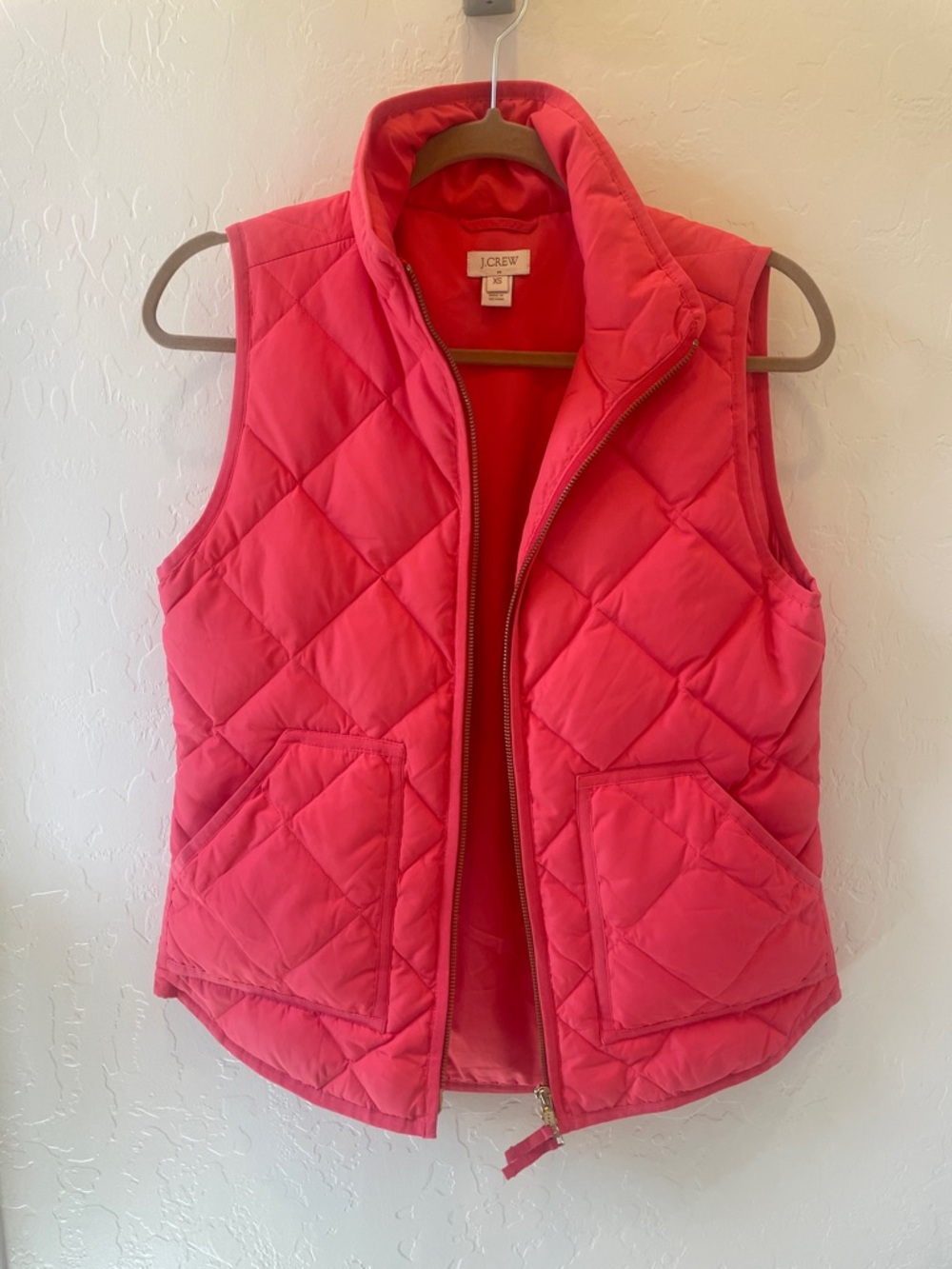 J. Crew Factory XS Coral Quilted Sleeveless Puffer Vest